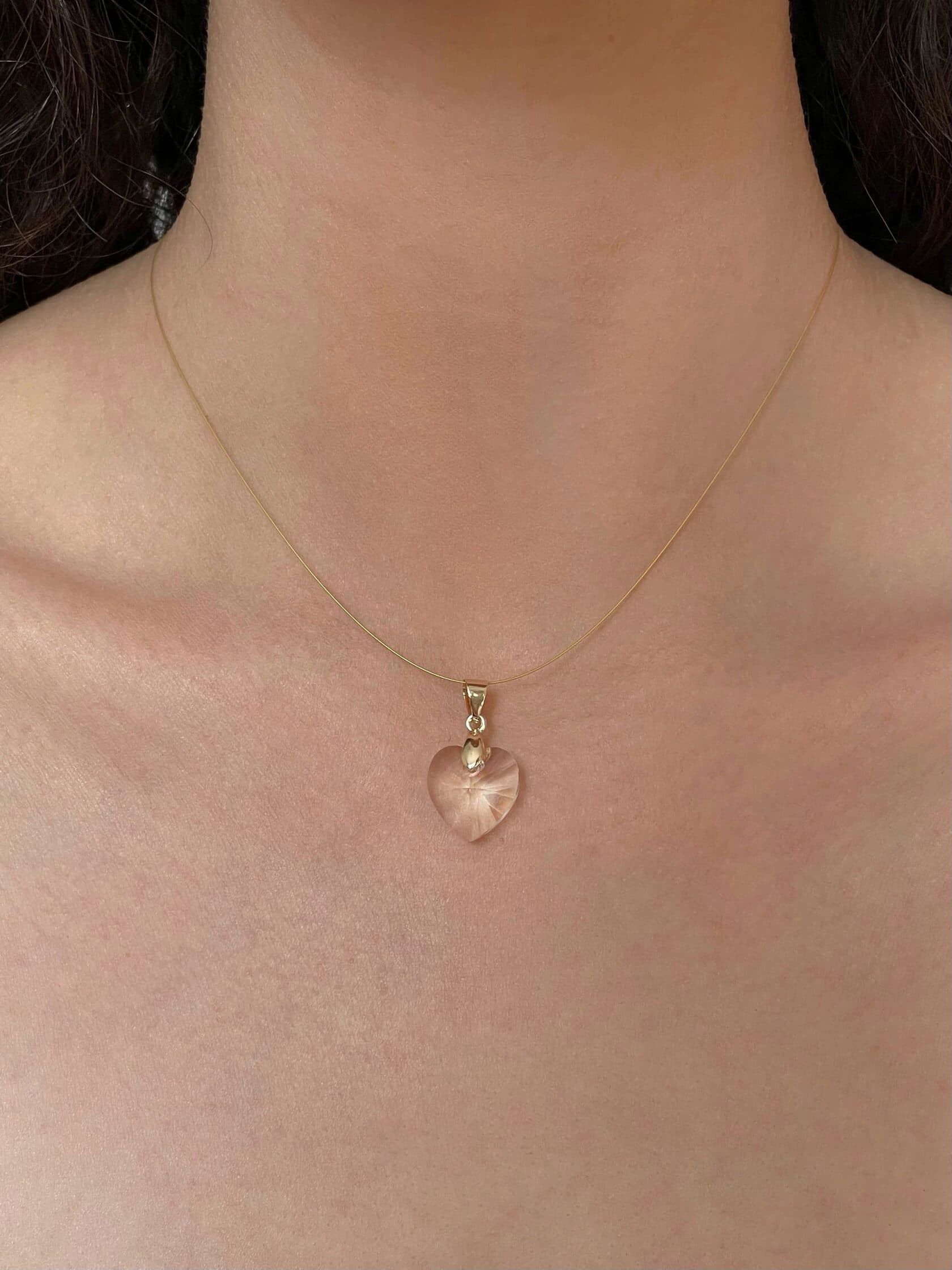 Колье с прозрачным сердцем Swarovski